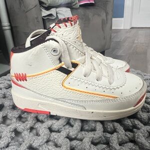 Maison Château Rouge x Air Jordan 2